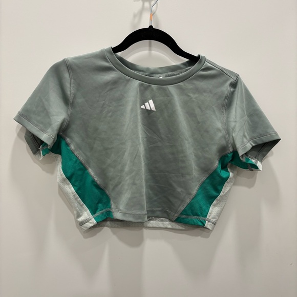 Large Women’s Green Adidas Workout Crop Top - Picture 1 of 3